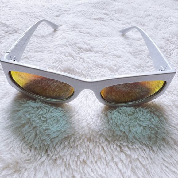 Faye Mirrored Orange with White Rim Sunglasses - Picture 4 of 15